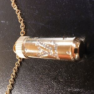 WOMEN'S LOUIS VUITTON NECKLACE AND PENDANT SECRET COMPARTMENT LOL